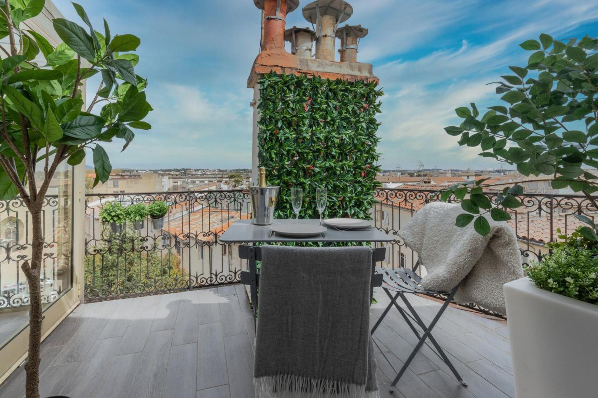 La Terrasse, Vue Sur Les Toits De Montpellier 아파트 외부 사진