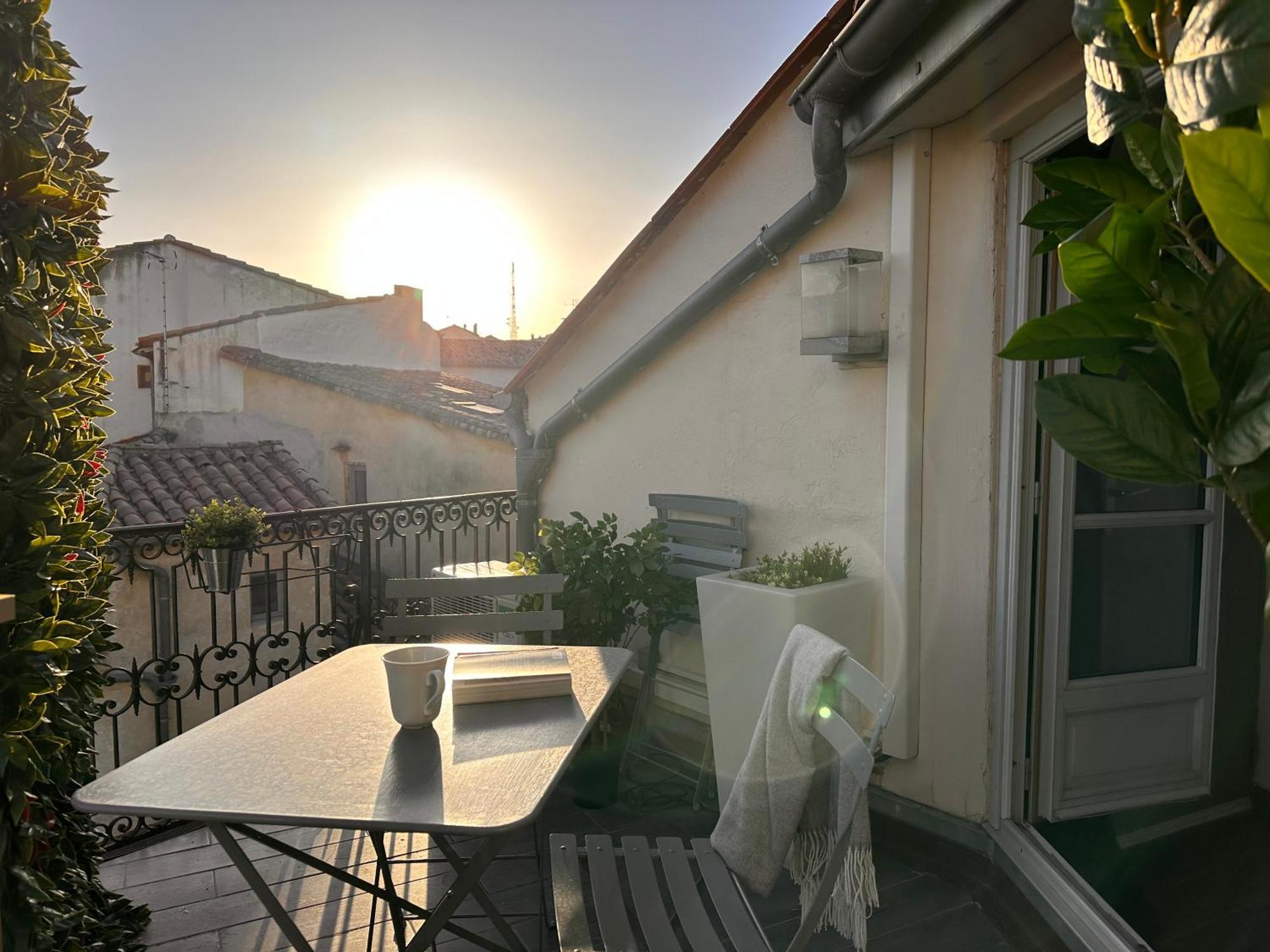 La Terrasse, Vue Sur Les Toits De Montpellier 아파트 외부 사진